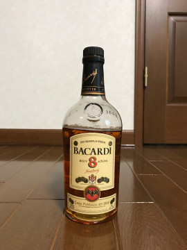 バカルディ_8年